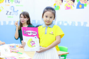 Giáo trình luyện thi Starters không chỉ là những trang sách