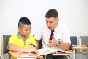 Movers Cambridge là gì và vì sao nên luyện thi Movers?