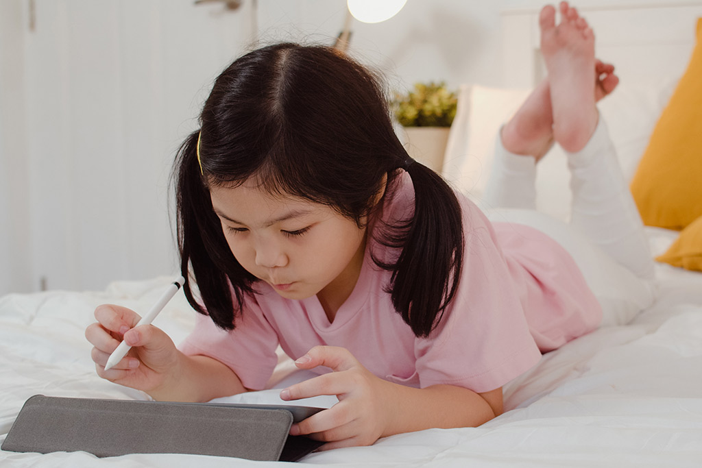 Sử dụng ứng dụng học tập