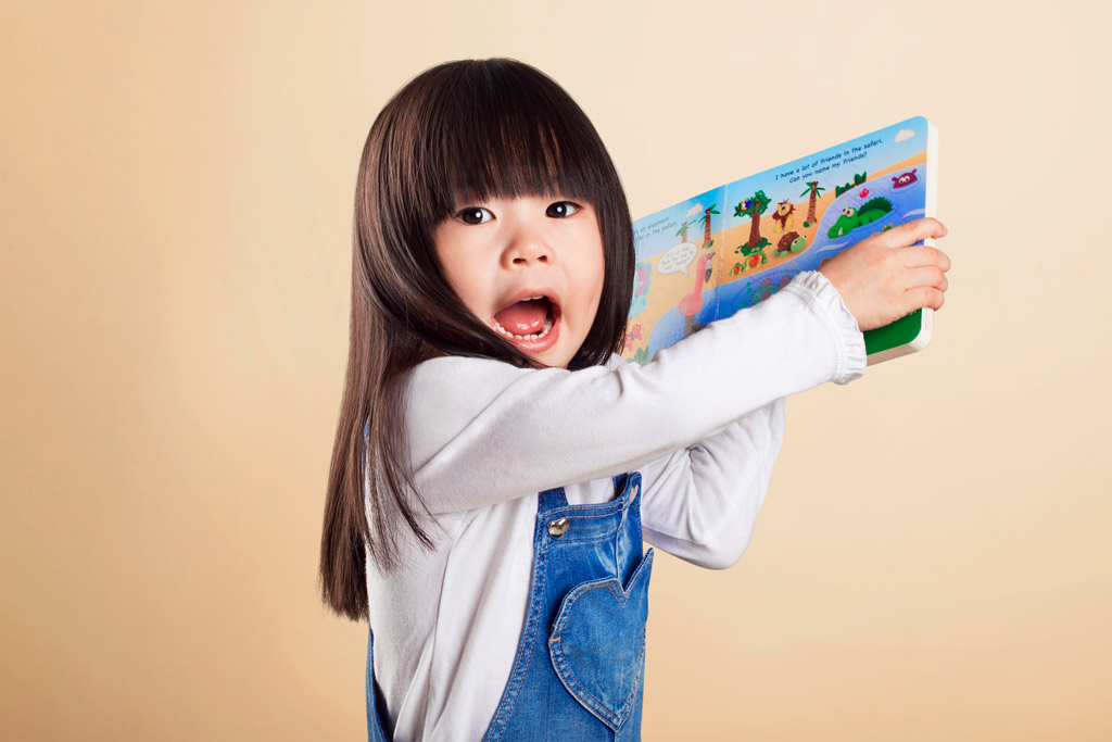 Đọc to truyện tranh thành tiếng (Read Aloud)