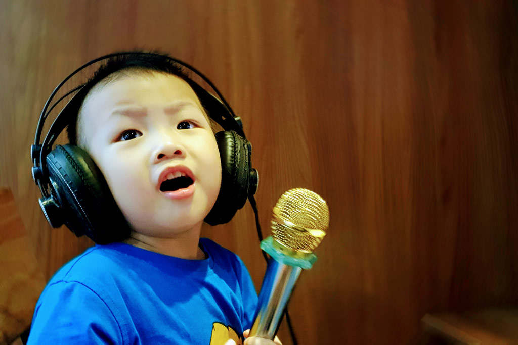 Ghi âm và nghe lại giọng nói của mình