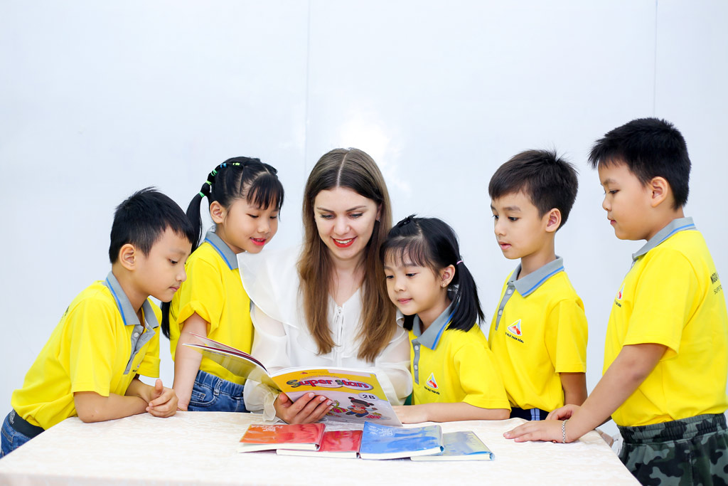 Hướng dẫn chọn cấp độ Cambridge phù hợp cho từng độ tuổi