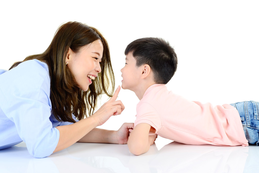 Tại sao nên luyện hội thoại tiếng Anh cho trẻ em theo tình huống?