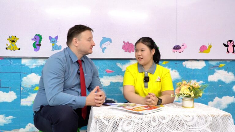 Thiên Vân – Từ nền tảng 9.8 môn tiếng Anh, hướng tới IELTS 7.5