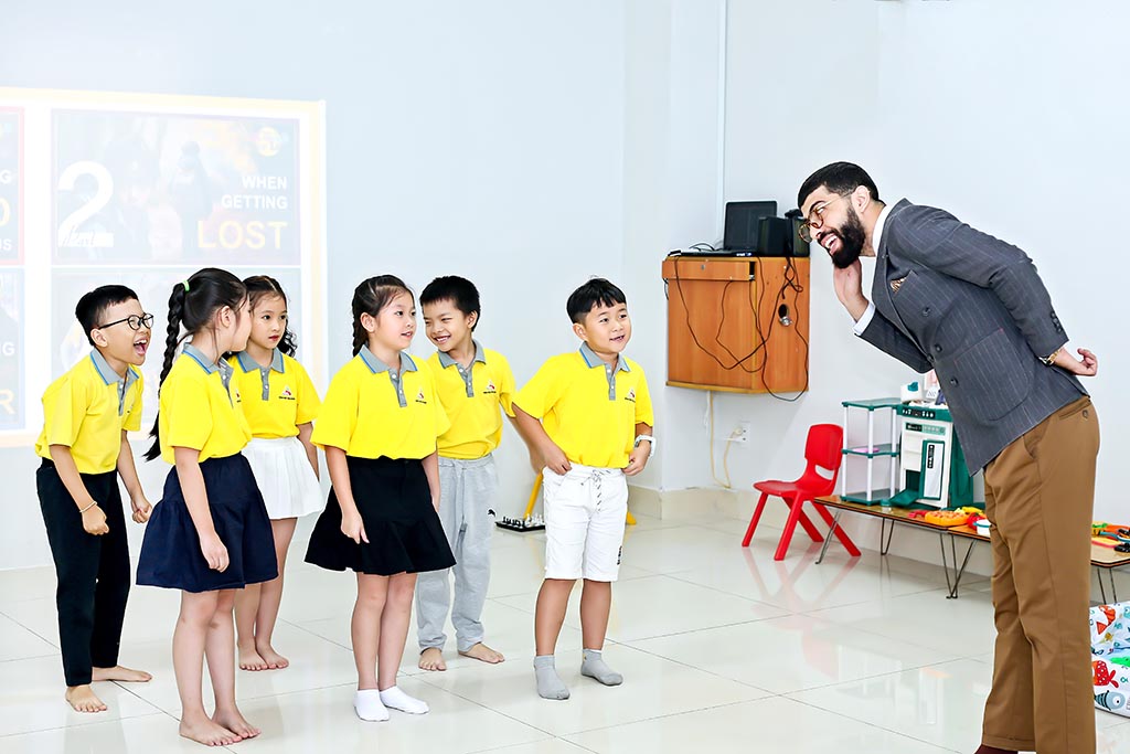 Vai trò của nhà trường