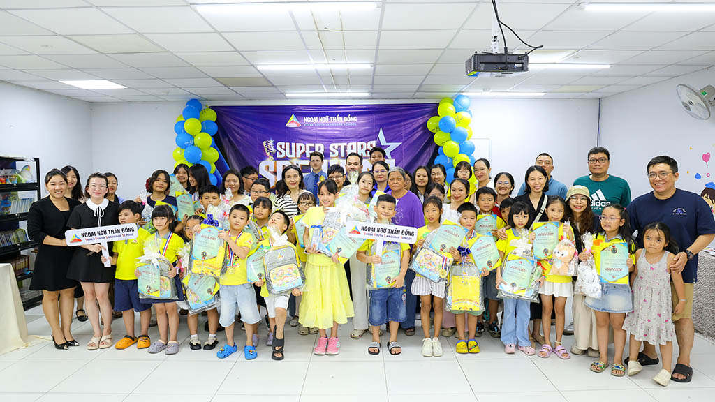 Chúc mừng học viên đạt giải chung kết cơ sở Super Stars Speaking Contest 2026