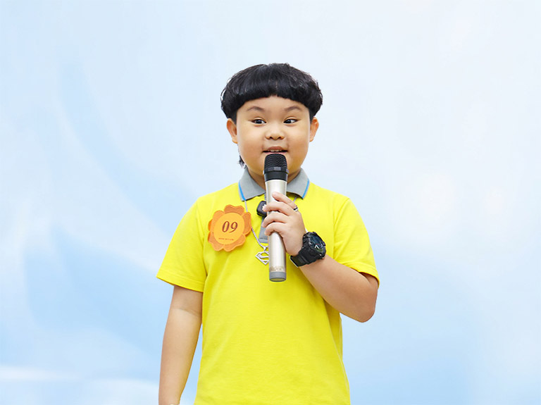 Nhà hùng biện nhí