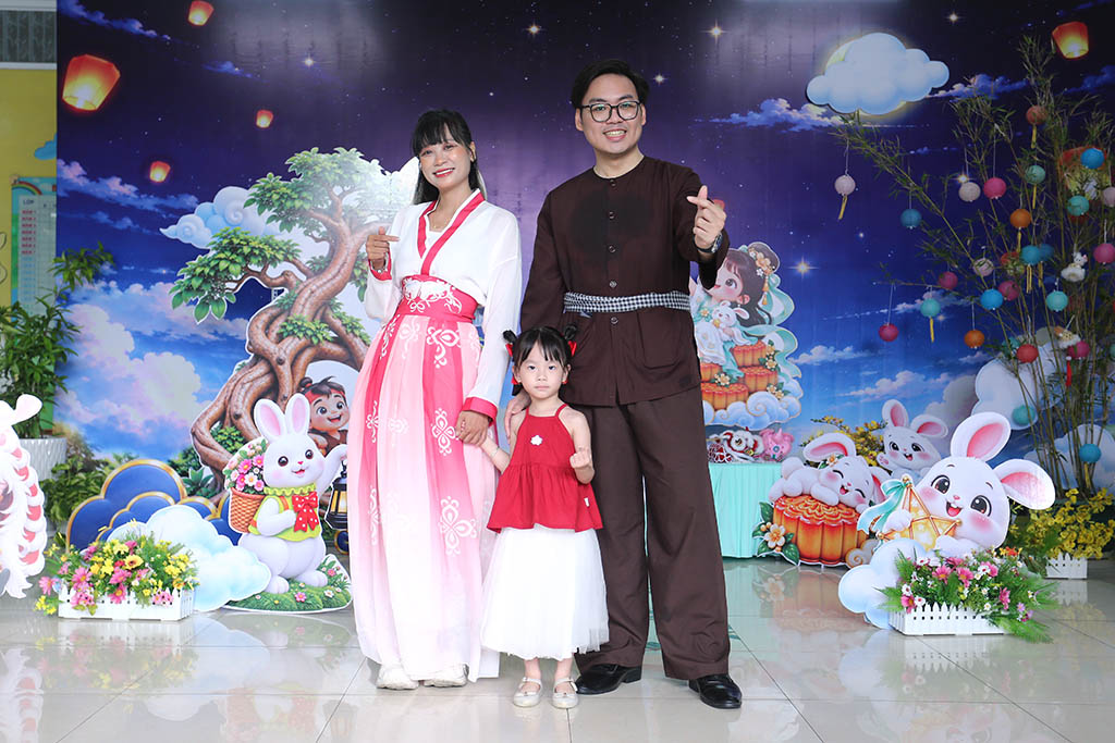 Gặp gỡ Chị Hằng – Chú Cuội